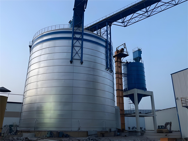 粉煤灰鋼板倉及大型鋼板庫具備哪些優點